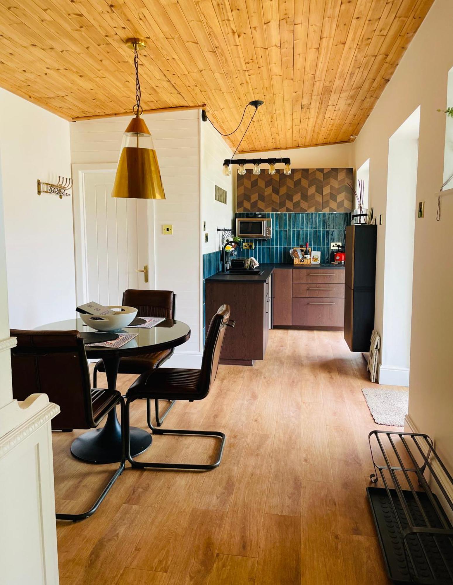 The Stables Hideaway Villa Llanelli Exteriör bild